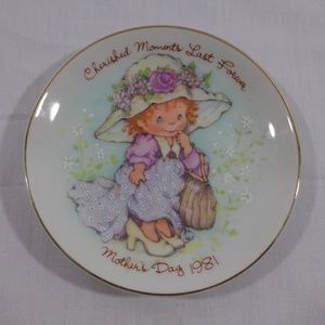 Vintage Avon Cherished Moments Plate